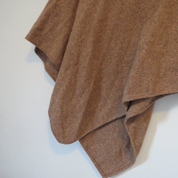 Lauren Ralph Lauren Brown & Tan Patterned Poncho Wrap One Size - Picture 9 of 10